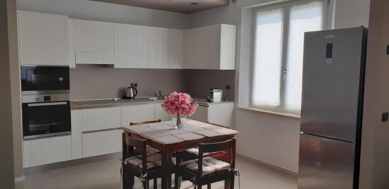 Appartamento Rosy Peschiera del Garda Buitenkant foto